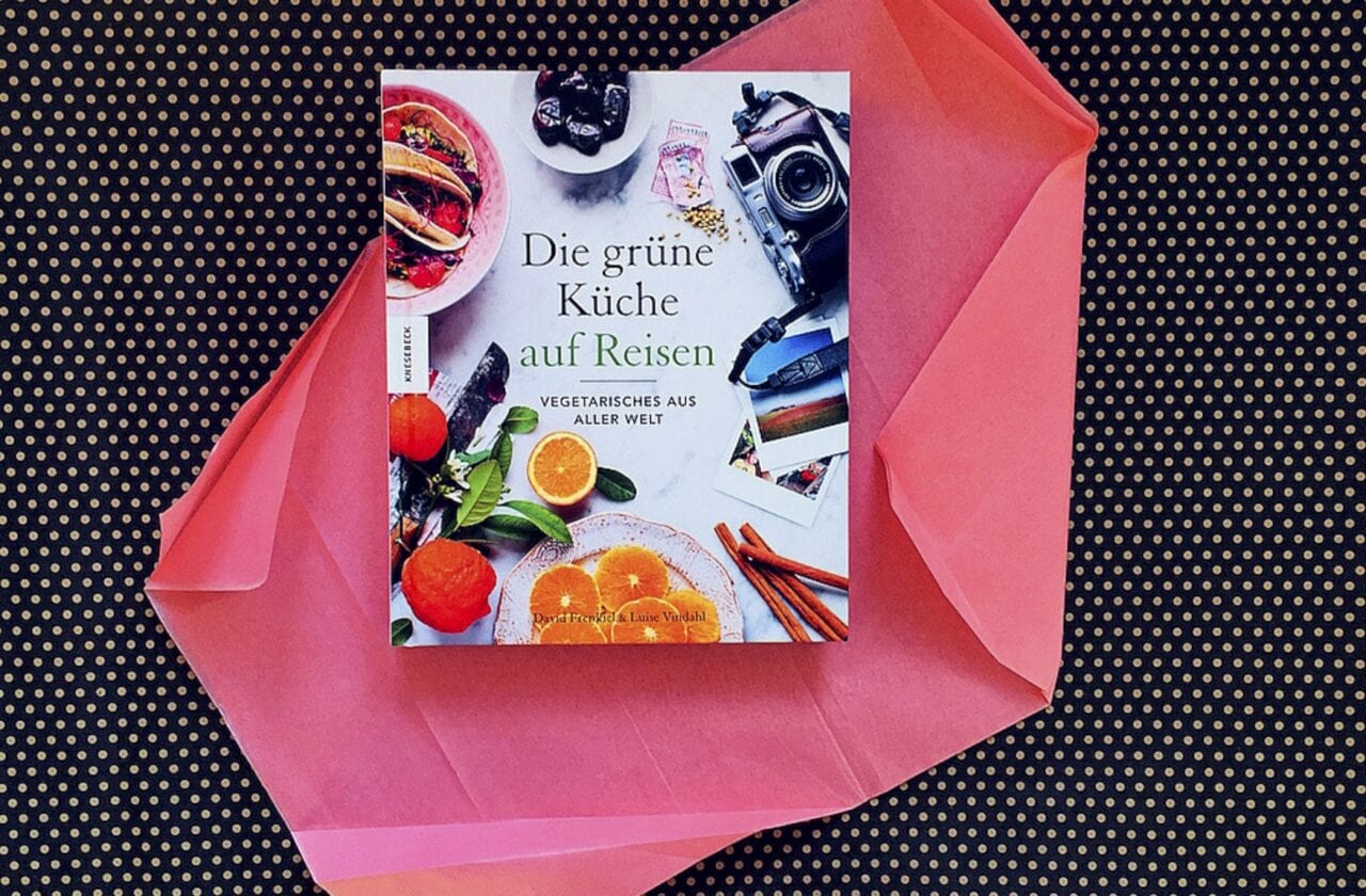 Einfache vegetarische Rezepte BuchcoverDie grüne Küche auf Reisen Knesebeck Verlag www.meinesvenja.de