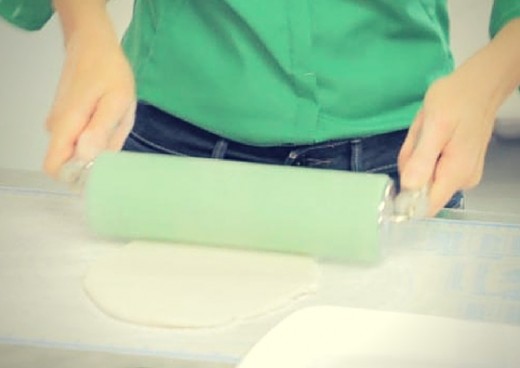Geburtstagstorte_mit_Dekorfondant_8