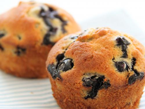 blueberry_muffins_1