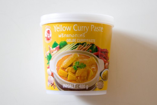 Curry Rezept wie aus dem Thai Restaurant von www.meinesvenja.de - das ist die beste Currypaste, die ihr im Asialaden kaufen könnt.