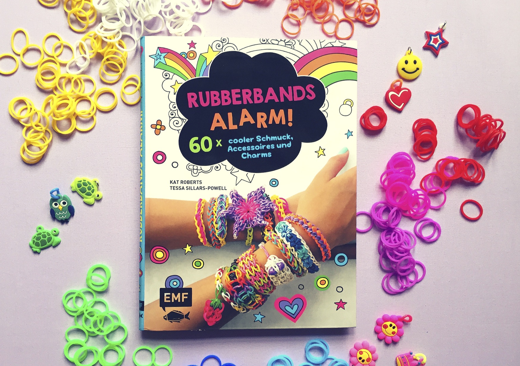 "Rubberbands Alarm" von Edition Michael Fischer - auf Pinterest unter https://www.pinterest.com/EMF_Verlag/