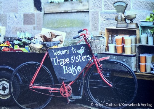 Rezepte für jeden Tag Buch Cafe Schwesterherz Knesebeck Verlag Fahrrad an Wand Mood www.meinesvenja.de