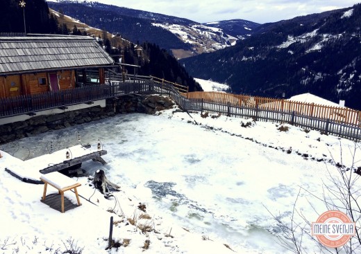 Almdorf Seinerzeit Kärnten Aussicht Talblick und Berge www.meinesvenja.de